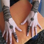 Heena- The Haath Phool Style Haath Phool Mehndi