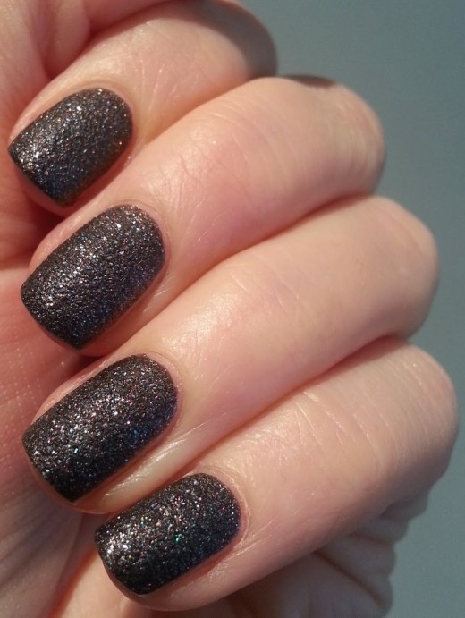 Liquid Sand nail paint