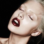 Beauty Trends For 2017 Glitter lips
