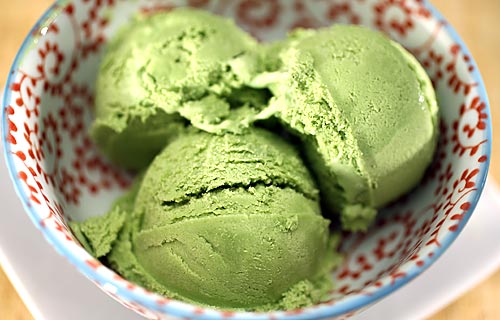 Green tea ice cream