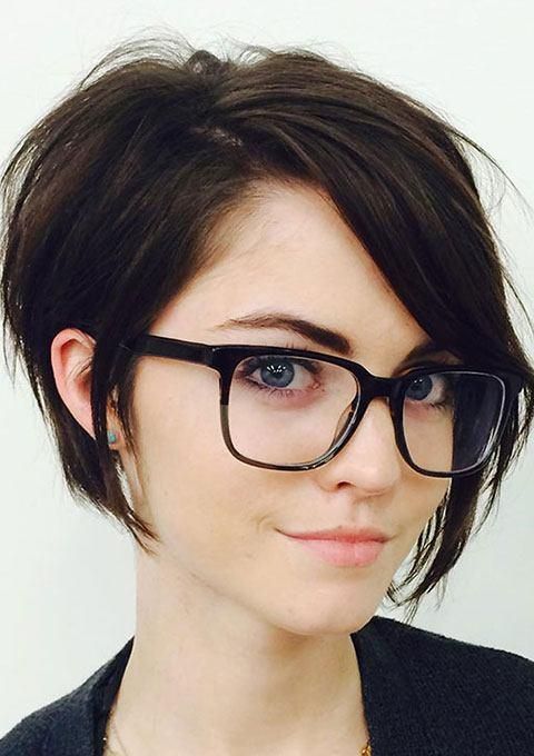 Short hairstyles for summer 2017