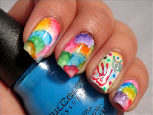 Holi nail art