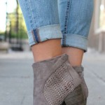 How to wear ankle length boots with denims