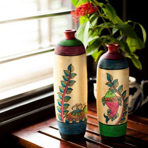 Earthen pots for home decoration