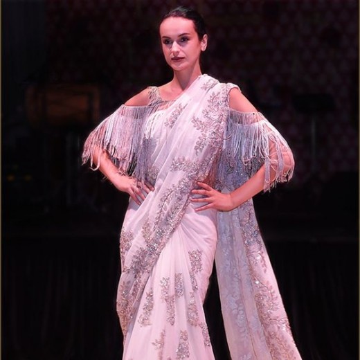 Fringed blouses for sarees