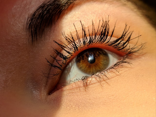 Grow healthy and longer eye lashes naturally