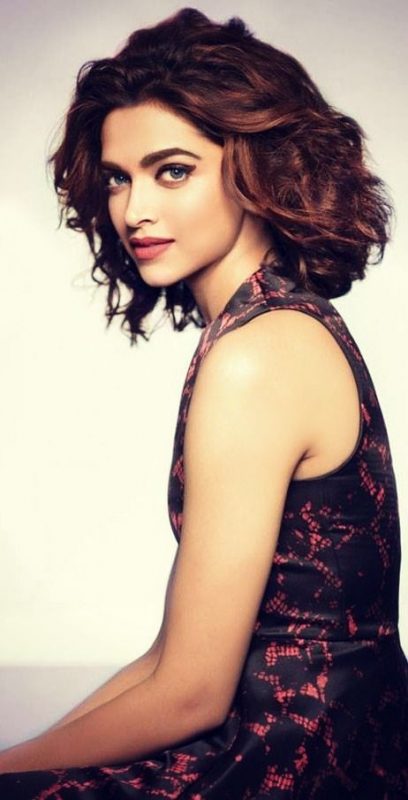 Bollywood celebs in short hair styles