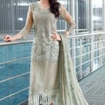 8 Hemline Design Details To Watch Out For Your Kurta's Interesting design details for kurta pyjama