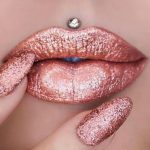 Metallic lipstic trend 2020
