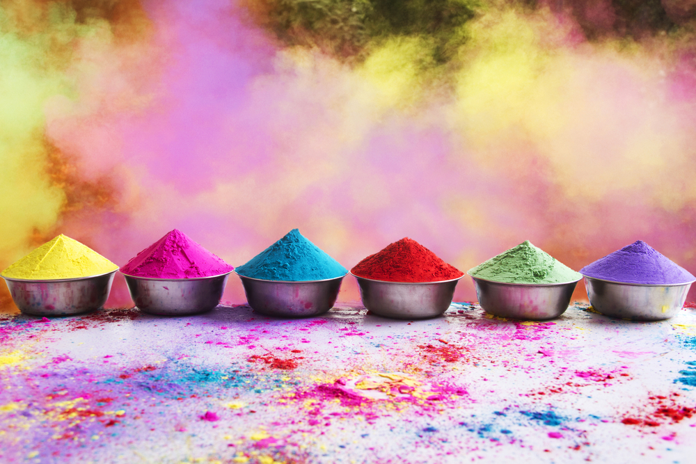 Make natural holi colors at home