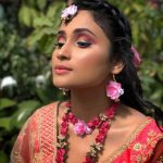 colored eye makeup for Indian brides