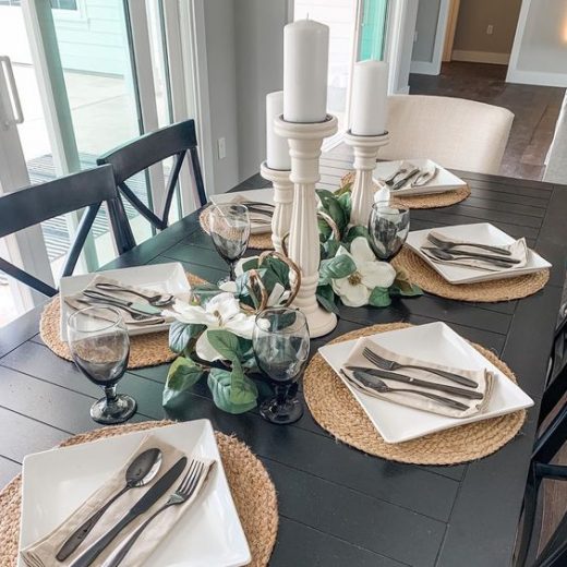 Napkin table setting