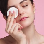 Remove kajal naturally