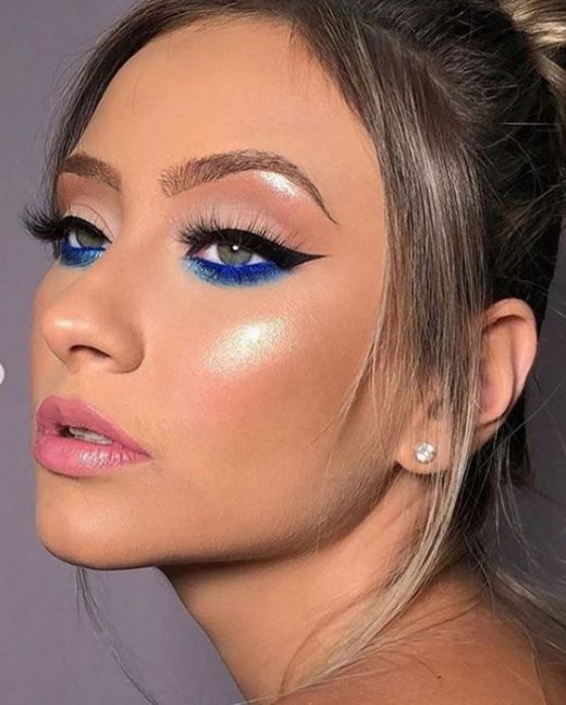 Blue eye liner ideas