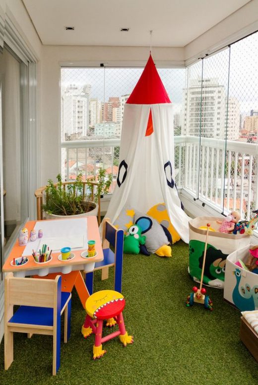 Balcony makeover with artificial grass