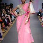 5 Stylish Ways To Secure A Saree Palla Ways to secure a saree palla
