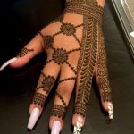 4 Heena Designs Which You Can Quickly Make Yourself Heena mehndi designs to make yourself
