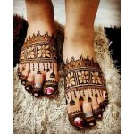 6 Simple Yet Striking Heena Designs For Foot Simple and quick Mehndi designs for foot