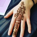 5 Simple Yet Unique Mehndi Designs To Try Now Simple and unique Mehndi designs