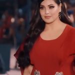 Bipasha Basu walks ramp for Lakme Fashion Week-Threads-WeRIndia